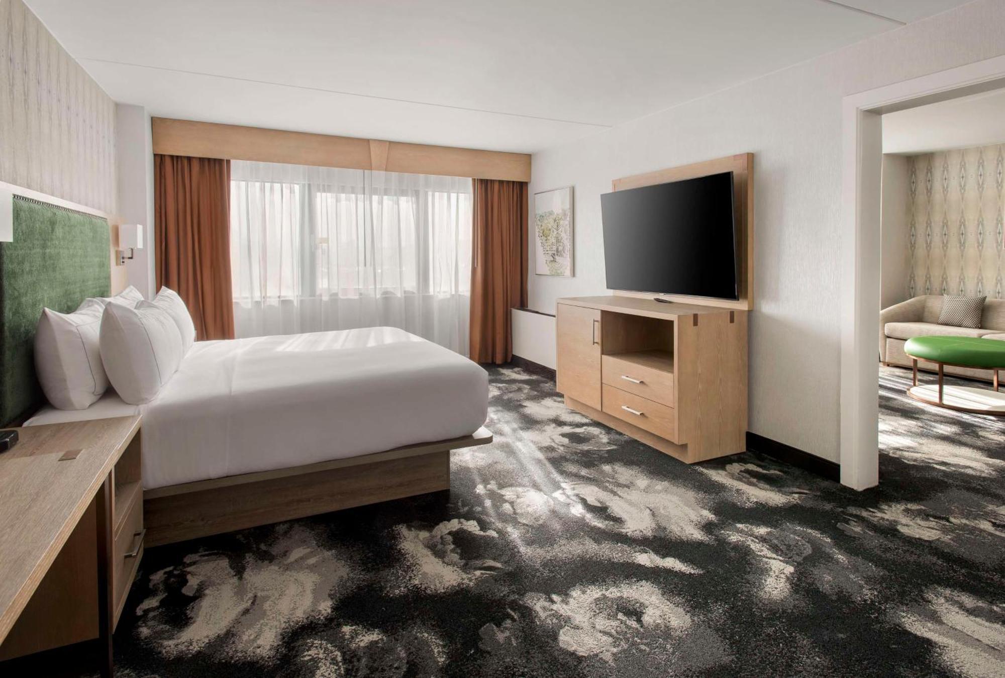 Doubletree By Hilton Poughkeepsie Hotel ภายนอก รูปภาพ