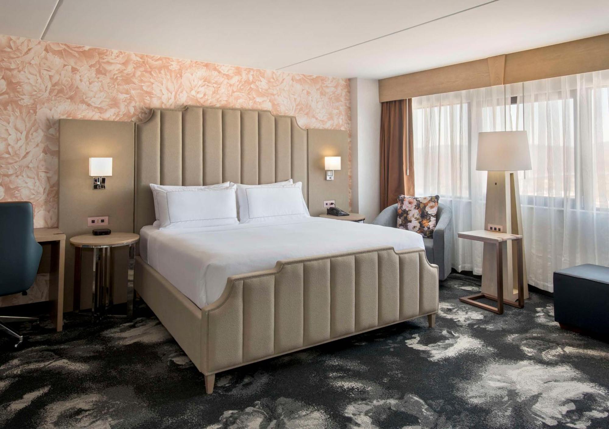 Doubletree By Hilton Poughkeepsie Hotel ภายนอก รูปภาพ